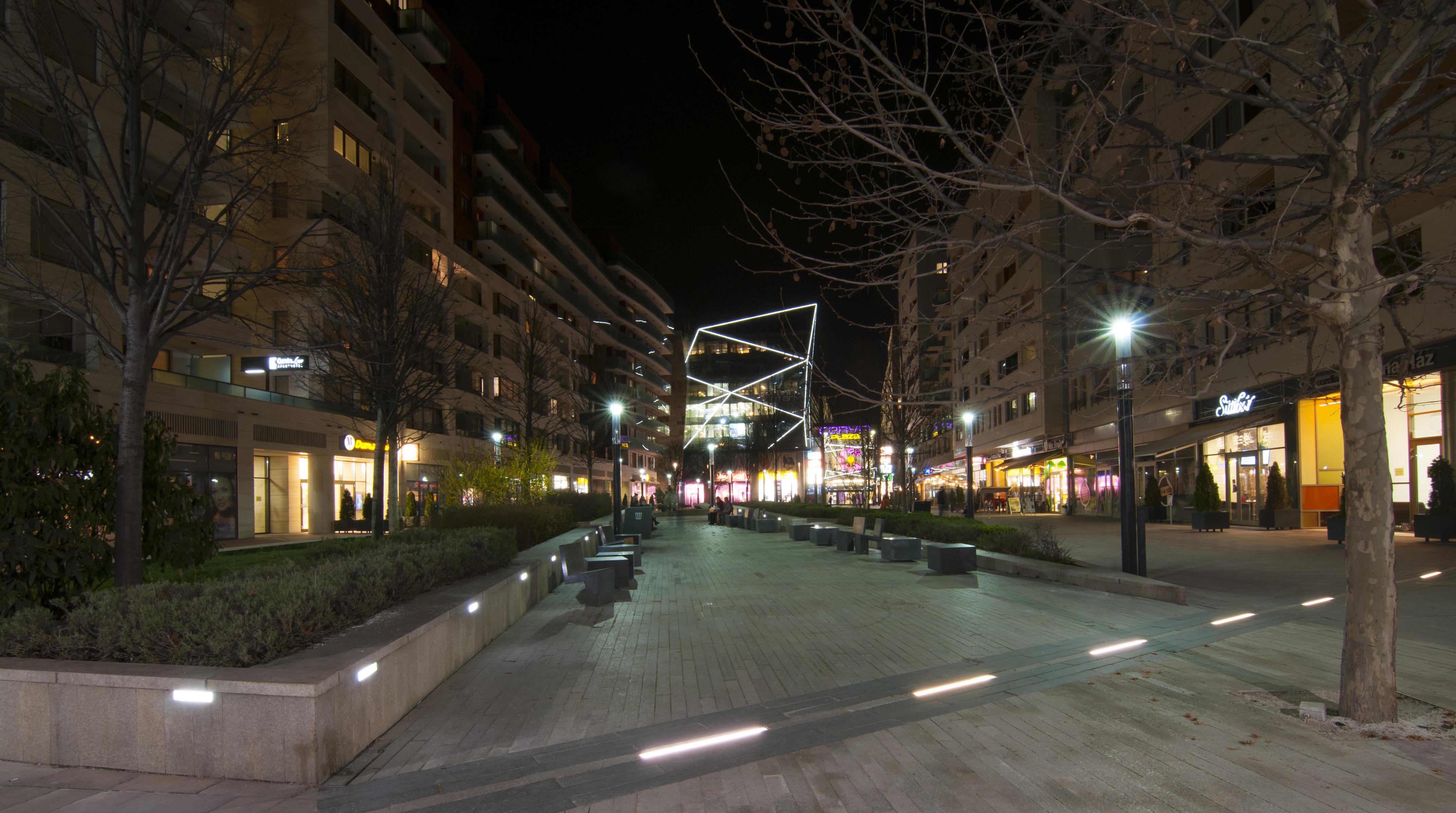 Corvin Center Apartmanhotel