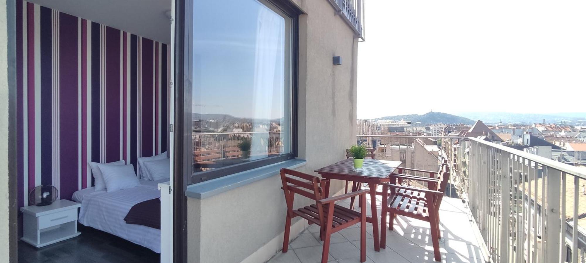 Apartahotel Corvin Center 3*